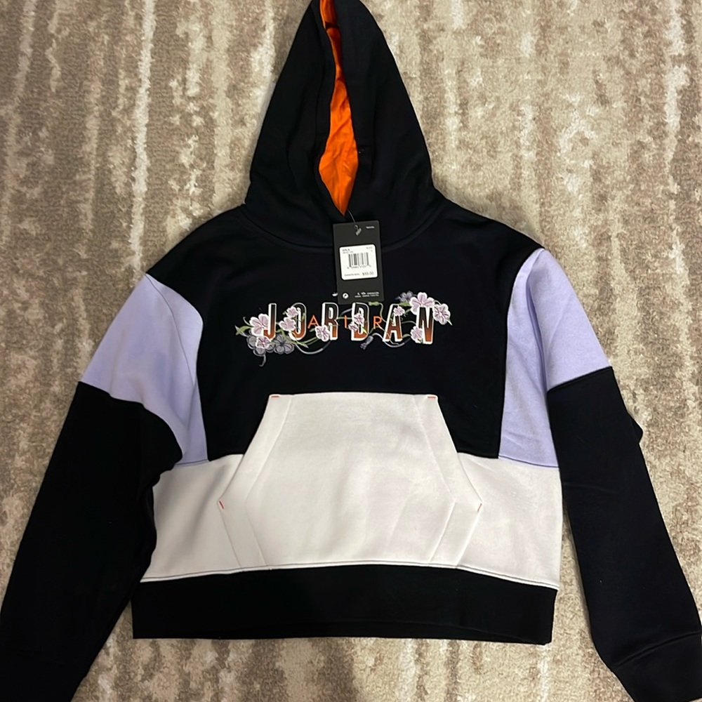 New Jordan hoodie. 12-13 years. Size L